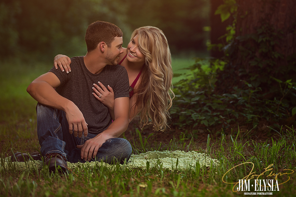 Indiana-Engagement-Pictures-00007 Hailee & Trent's Engagement Session